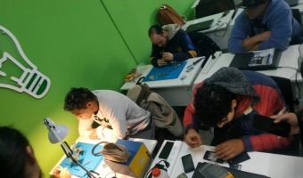 TALLER DE ARMADO Y REPARACIN DE CELULARES